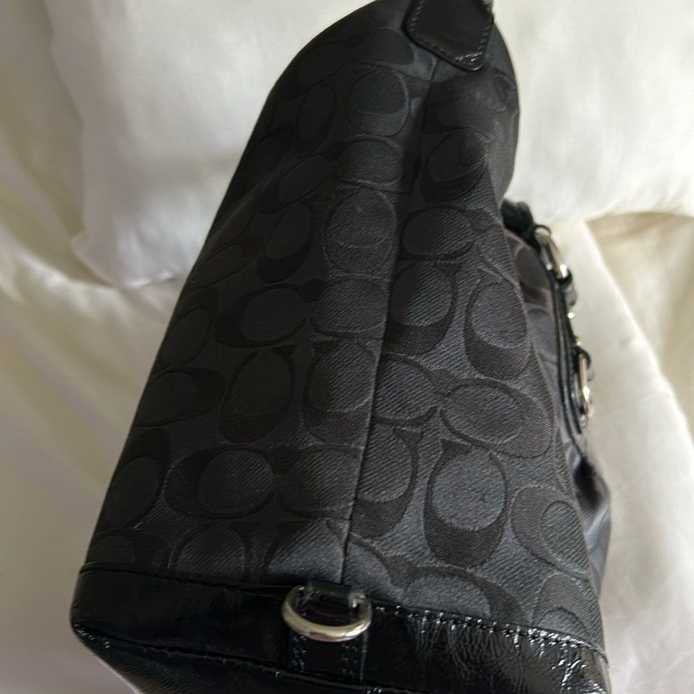 Large Coach Sachel/Shoulder Bag-Exc Condition - Picture 5 of 15